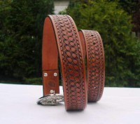 /album/kozeny-opasek-rucne-vyrezavany-a-zdobeny-/snimek-200-jpg/